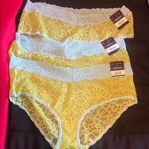 Yellow Lace Hipster Panties